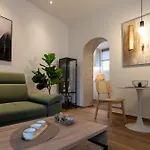 Beigestone Luxury Center By Belmont Realty *