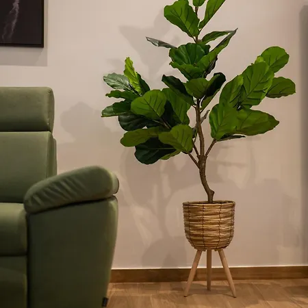 Διαμέρισμα Beigestone Luxury Center By Belmont Realty