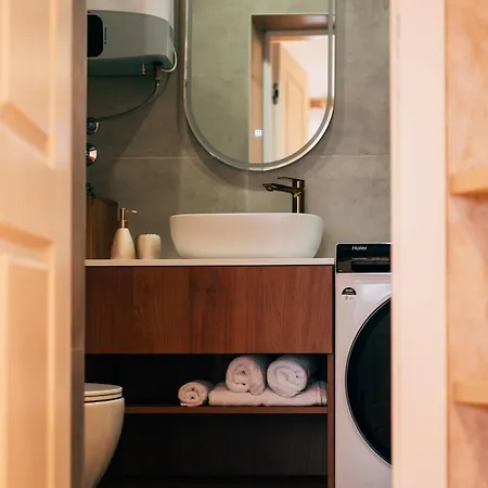 The Urban Nest By Belmont Realty Apartment *