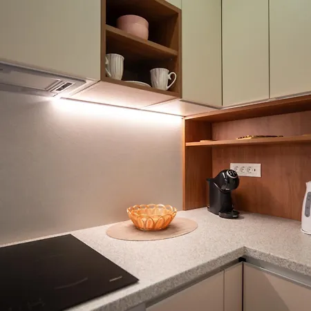 Beigestone Luxury Center By Belmont Realty Διαμέρισμα Ζαντάρ